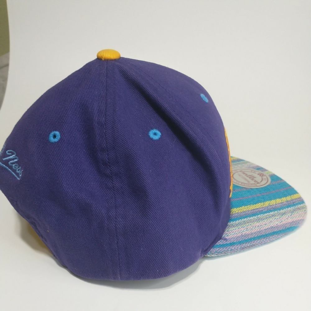 Mitchell & Ness Los Angeles Lakers Snapback Hat Purple Striped Brim NBA Mens - Picture 6 of 12